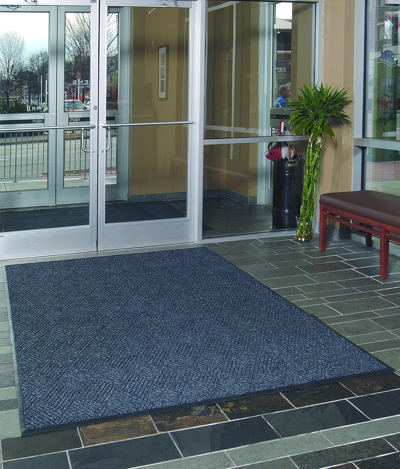 Waterhog Max Diamond | Commercial-Grade Entrance Mat with Diamond Pattern & Rubber Border | Indoor/Outdoor, Quick-Drying, Stain Resistant Door Mat (Black Smoke, 4' X 6')